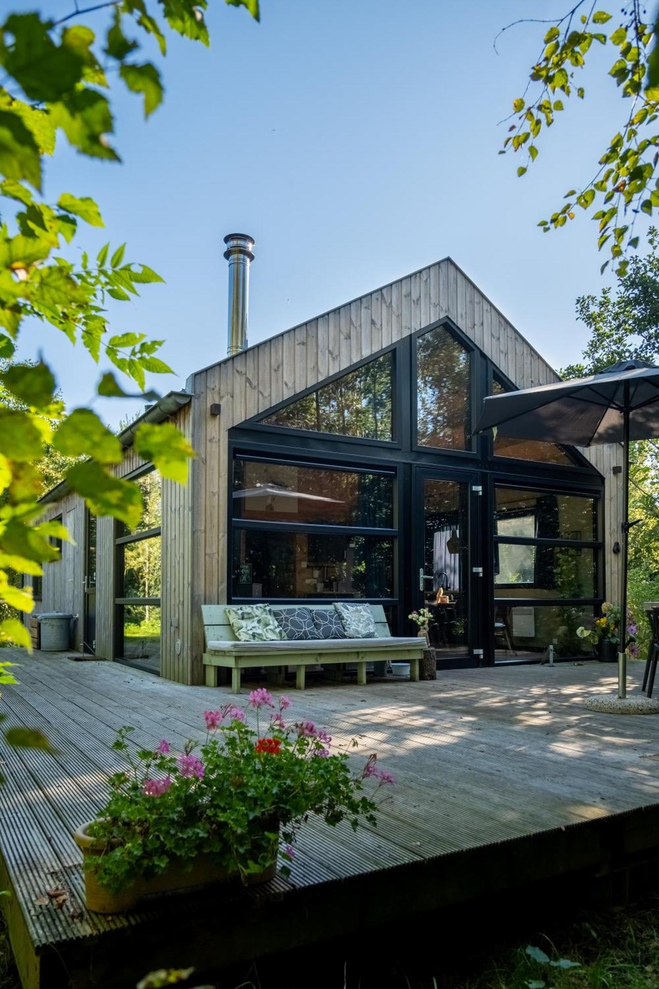 Pean-Buiten Waterlodges Nes  Exterior foto