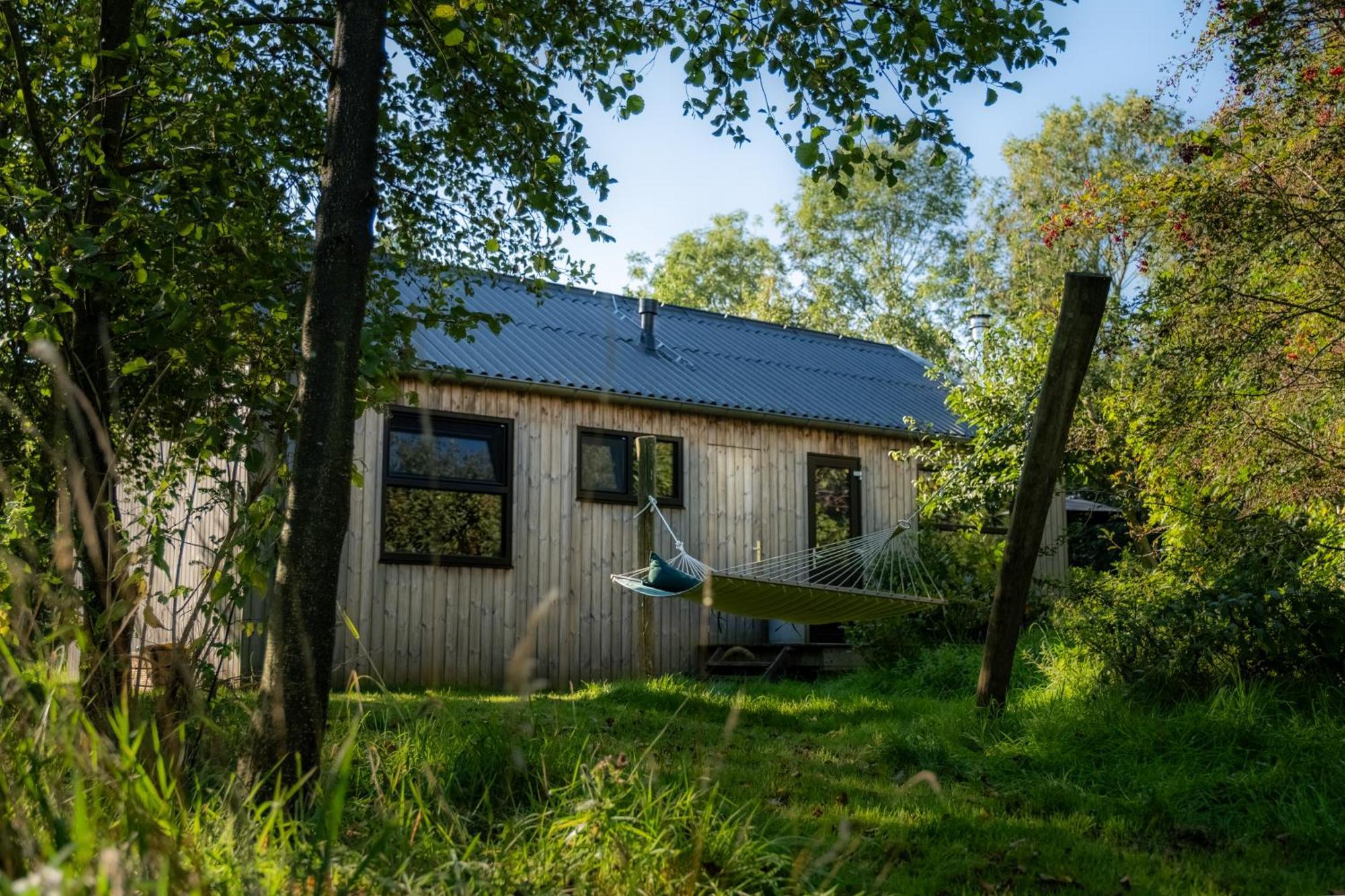 Pean-Buiten Waterlodges Nes  Exterior foto